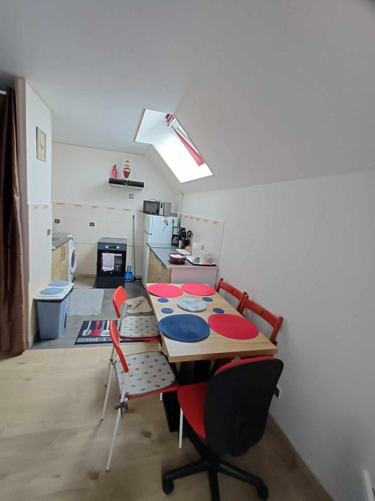 Appartement Independant Proche Paris, Roissy Cdg, Asterix, Disneyland ミトリー・モリー エクステリア 写真